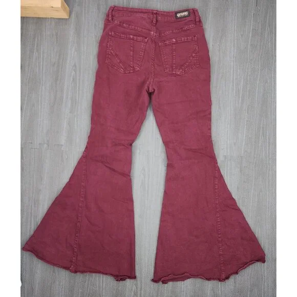Women's Shyanne Jeans 30 Short 30x32 Maroon Super Flare Bell Bottom Stretch Fray - Picture 4 of 6